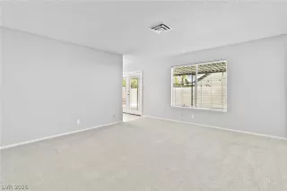 Photo #5: 2760293 Listing 