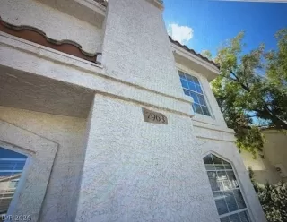 Photo #3: 2760340 Listing 