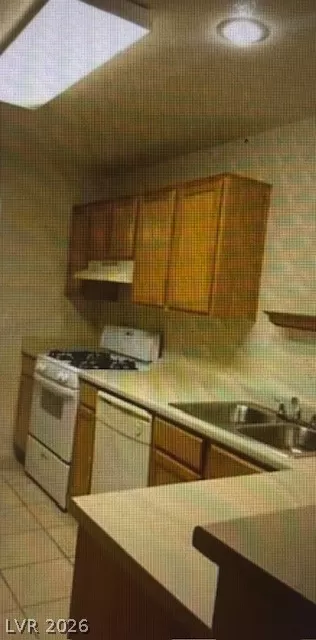 Photo #6: 2760340 Listing 