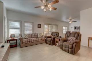 Photo #5: 2760486 Listing 