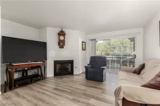 Photo #3: 2760490 Listing 