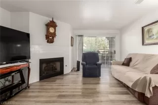 Photo #4: 2760490 Listing 