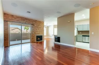 Photo #3: 2760510 Listing 