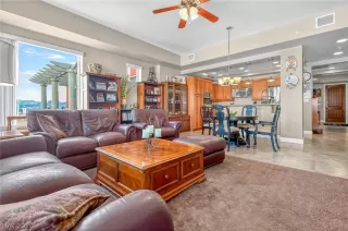 Photo #6: 2760516 Listing 