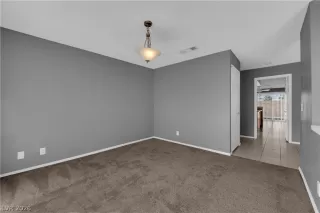 Photo #6: 2760548 Listing