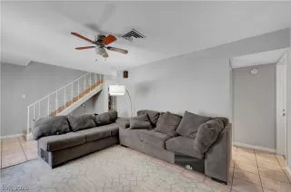 Photo #3: 2760568 Listing 