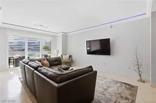 Photo #4: 2760627 Listing