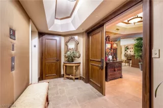 Photo #2: 2760634 Listing 