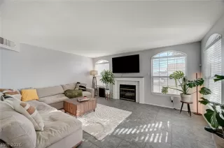 More Details about MLS # 2760649 : 8054 WEST ROCHELLE AVENUE