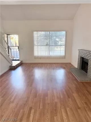 Photo #2: 2760663 Listing 