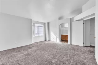 Photo #3: 2760668 Listing 