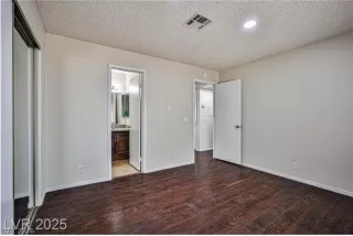 Photo #3: 2760684 Listing 