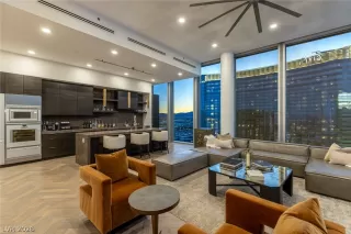 Photo #5: 2760685 Listing 