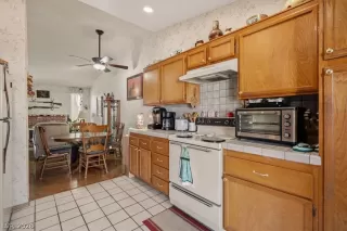 Photo #6: 2760782 Listing 