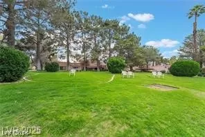 Photo #2: 2760783 Listing