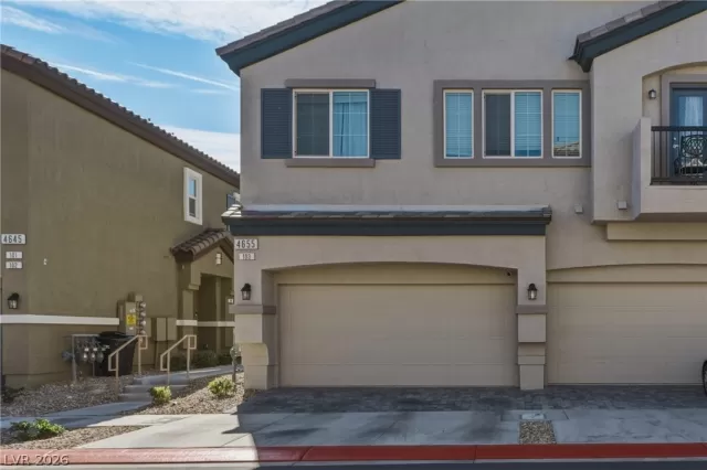 MLS: 2760805 Condo For Sale