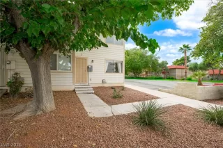 Photo #2: 2760839 Listing