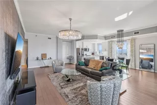 Photo #4: 2760892 Listing 