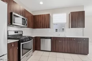 Photo #6: 2760895 Listing 