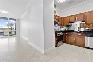 Photo #3: 2760920 Listing 