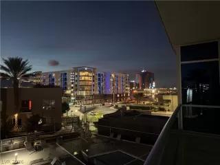 Photo #4: 2760920 Listing 