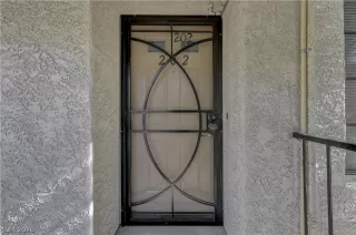 Photo #3: 2760930 Listing 