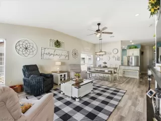 Photo #3: 2760985 Listing 