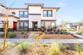 Photo #1: 2761013 Listing 