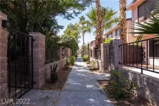 Photo #4: 2761049 Listing 