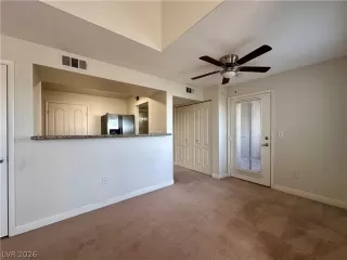 Photo #4: 2761057 Listing 