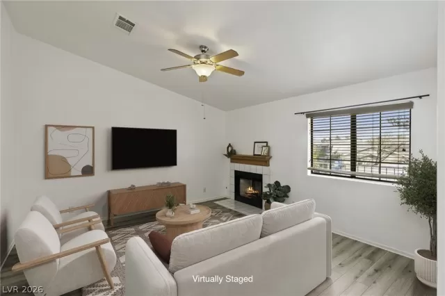 MLS: 2761086 Condo For Sale