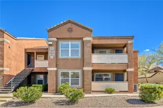 Photo #1: 2761098 Listing 