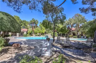 Photo #5: 2761148 Listing 