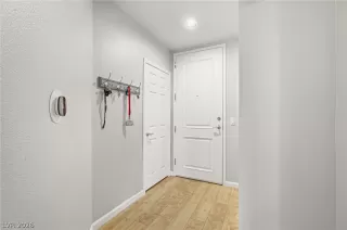 Photo #5: 2761154 Listing 