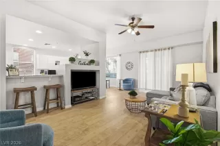 Photo #6: 2761154 Listing 