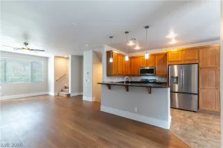 Photo #5: 2761194 Listing 