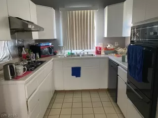 Photo #6: 2761199 Listing