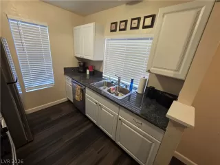 Photo #3: 2761242 Listing 