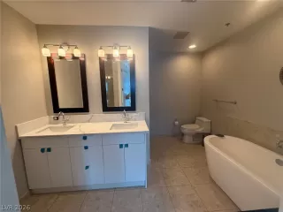 Photo #3: 2761260 Listing 