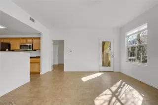 Photo #3: 2761265 Listing 