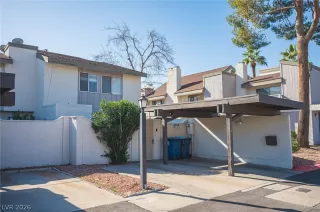 More Details about MLS # 2761276 : 618 ROLLING GREEN DRIVE