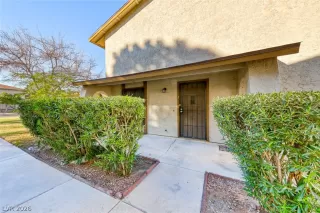 Photo #1: 2761285 Listing 