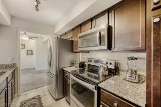 Photo #4: 2761289 Listing 