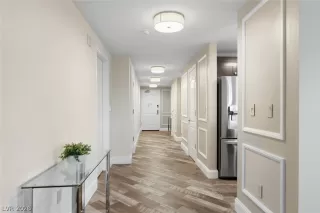 Photo #2: 2761359 Listing 