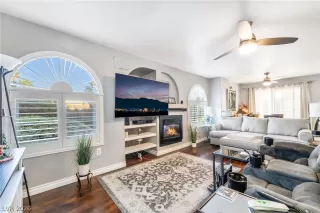 Photo #4: 2761375 Listing 