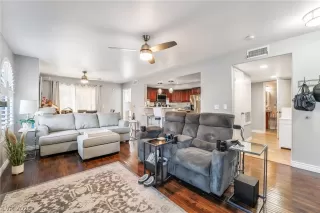 Photo #6: 2761375 Listing 