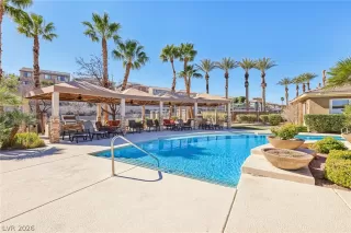 Photo #2: 2761379 Listing 