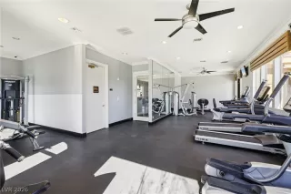 Photo #4: 2761379 Listing 