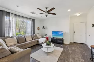 Photo #6: 2761379 Listing 