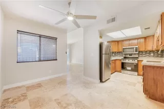 Photo #5: 2761443 Listing 